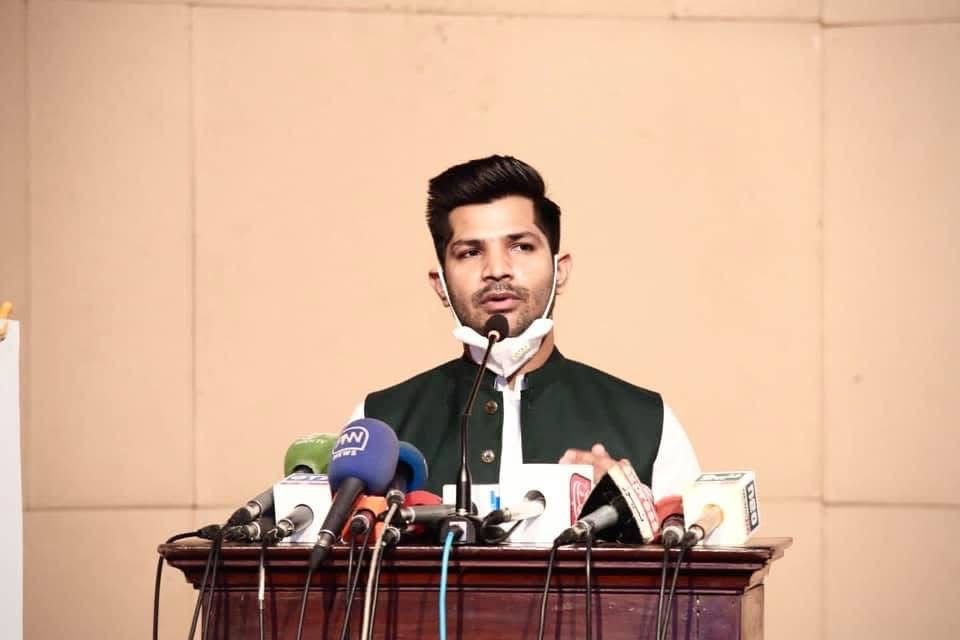 How Tahir Abbas Is Quietly Powering Pakistan’s Music Industry – One Artist at a Time