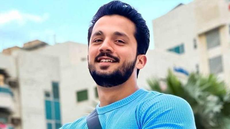YouTuber Rajab Butt Faces Backlash After Buying Rs4.2 Million Gold Chain